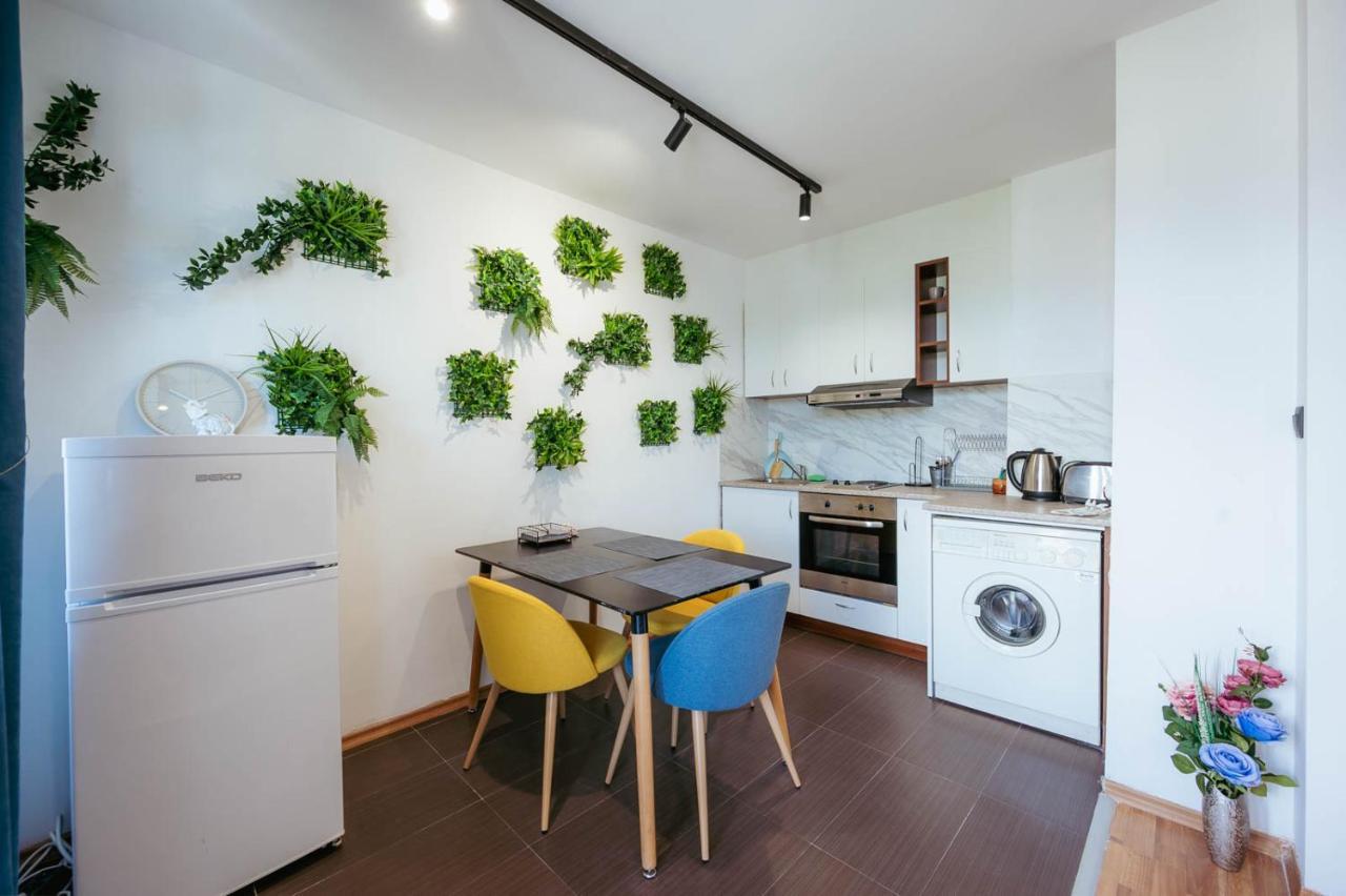 Luxury Art 4 Apartment บลาโกเอฟกราด ภายนอก รูปภาพ